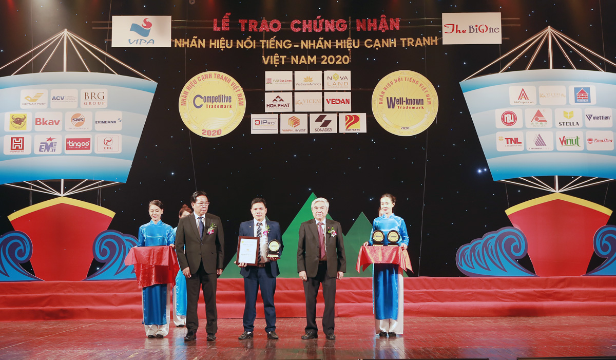 Năm thứ 3 liên tiếp Vietnam Airlines là nhãn hiệu nổi tiếng nhất Việt Nam